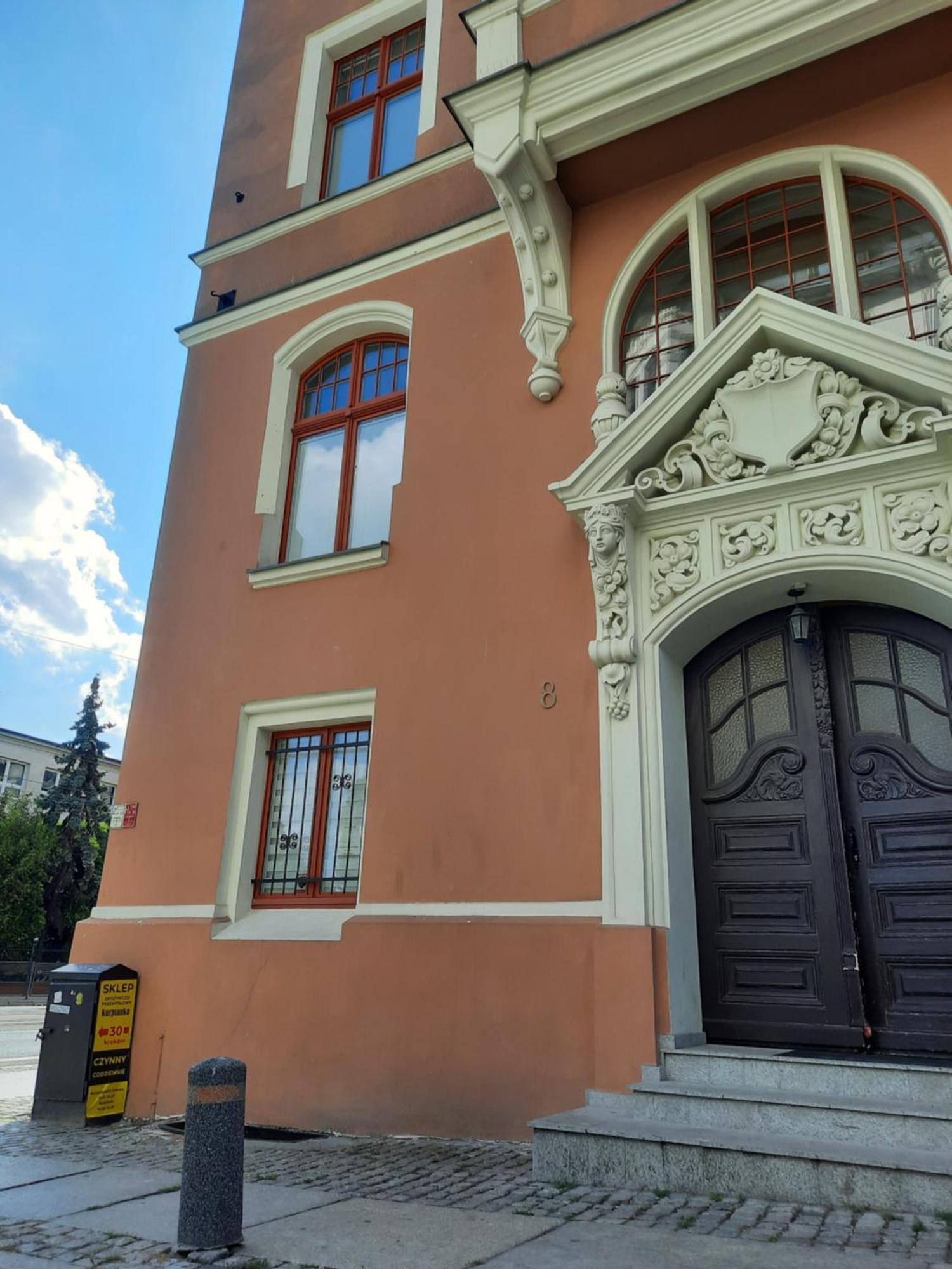 Kings Apartment
